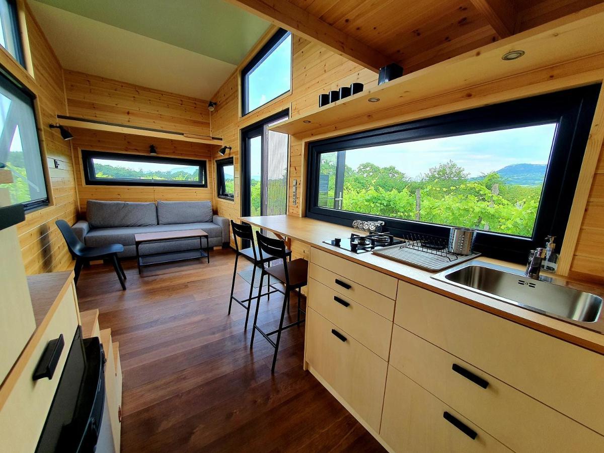 KaptalantotiPop Tiny House Balaton公寓 外观 照片